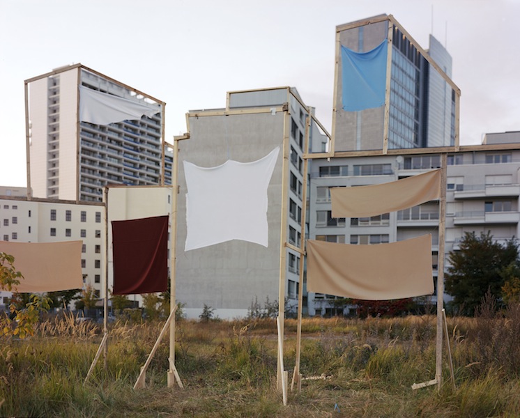 Banners, 2009 © Taiyo Onorato & Nico Krebs / courtesy RaebervonStenglin, Zurich & Peter Lav Gallery, Kopenhagen