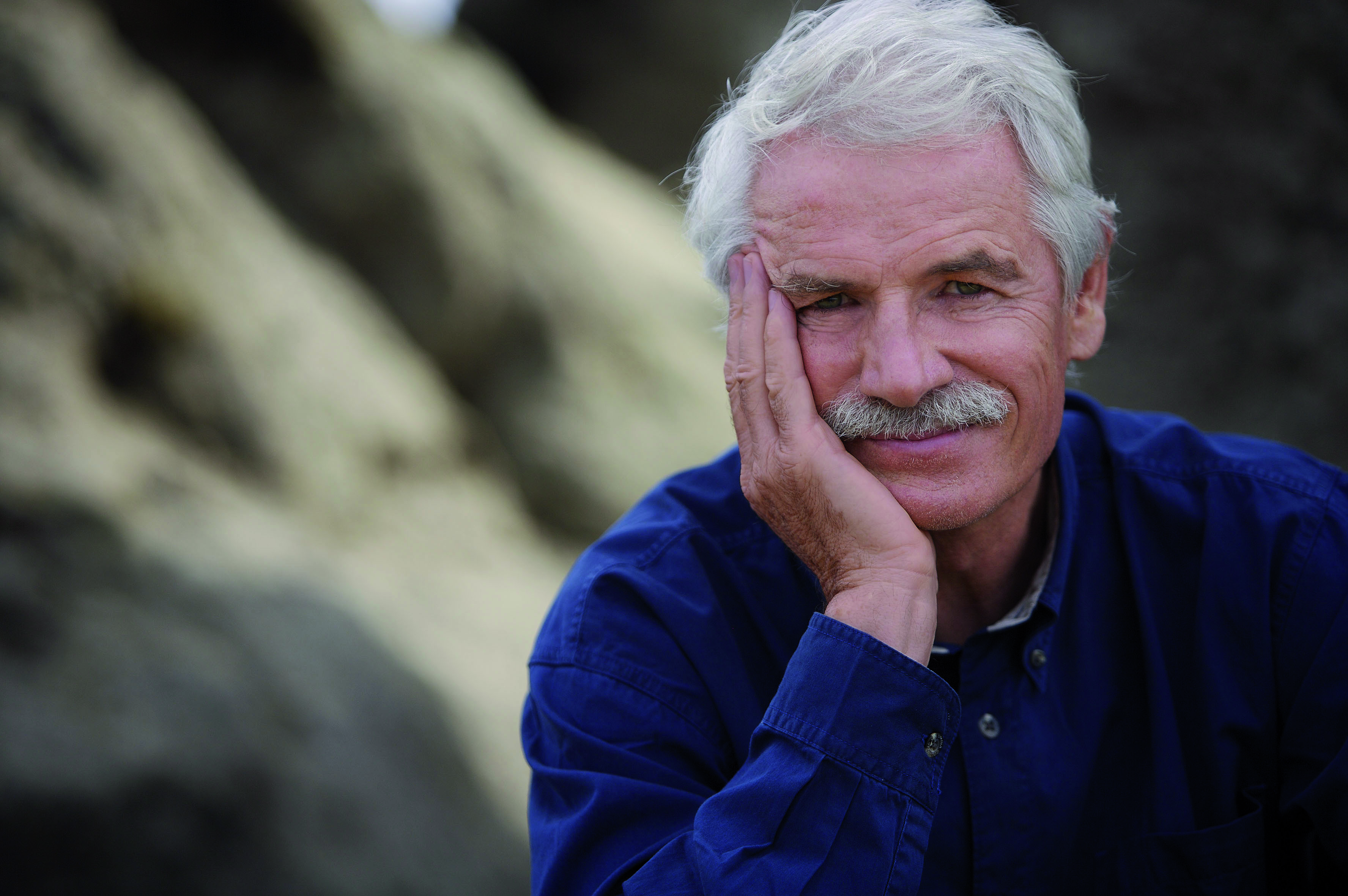 Portrait de Yann Arthus-Bertrand a Chausey