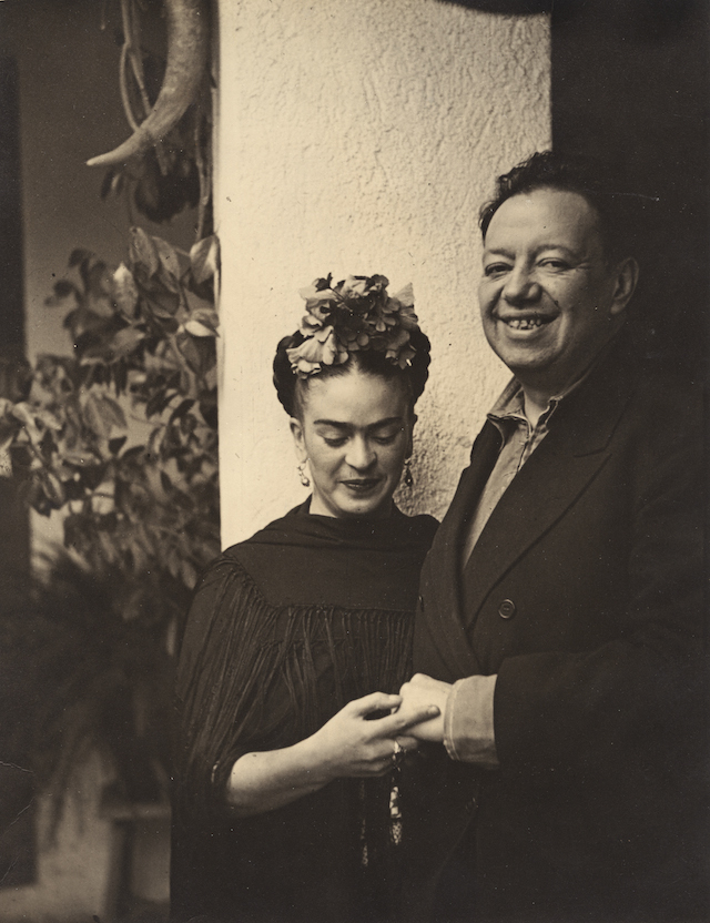Nickolas Muray Frida Kahlo e Diego Rivera a Tizapán, 1937 Stampa in gelatina, cm 25,4x20,3 Collezione privata Photo by Nickolas Muray © Nickolas Muray Photo Archives