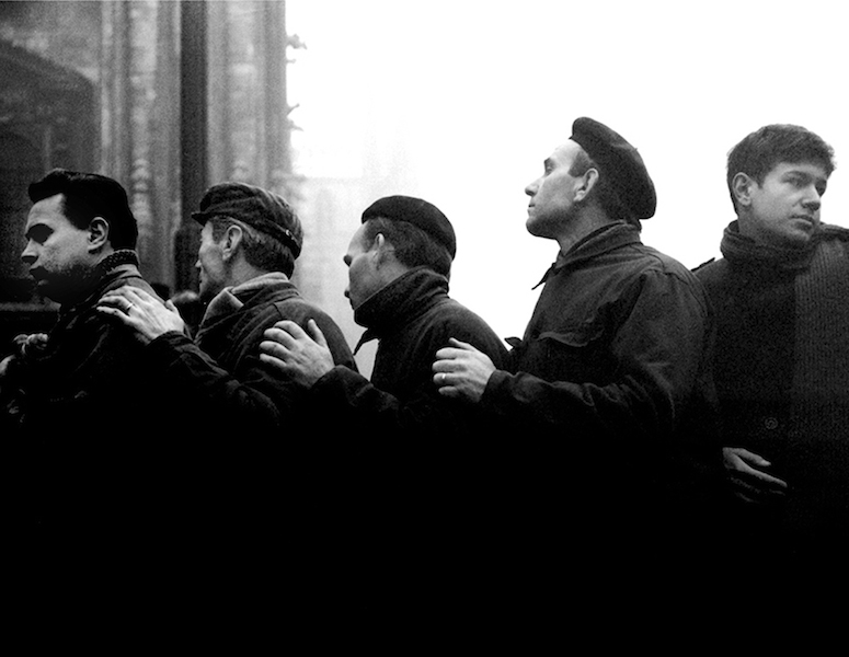 Cesare Colombo. 1969. Milano. Ai funerali delle vittime della strage di Piazza Fontana.