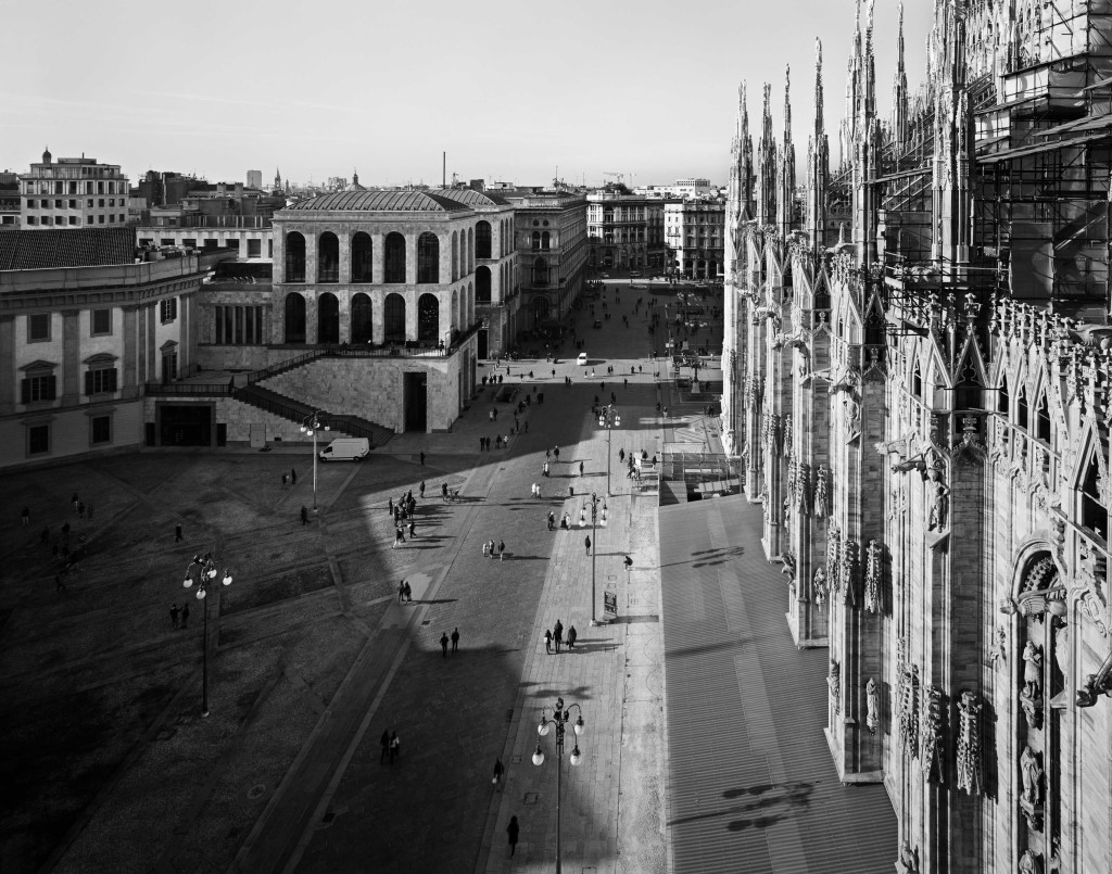 Milano 2011, 11 A7-32 Fotografia di Gabriele Basilico, 2011  Pure Pigment Print, 2015 ed. 4-10 formato cm 130x130