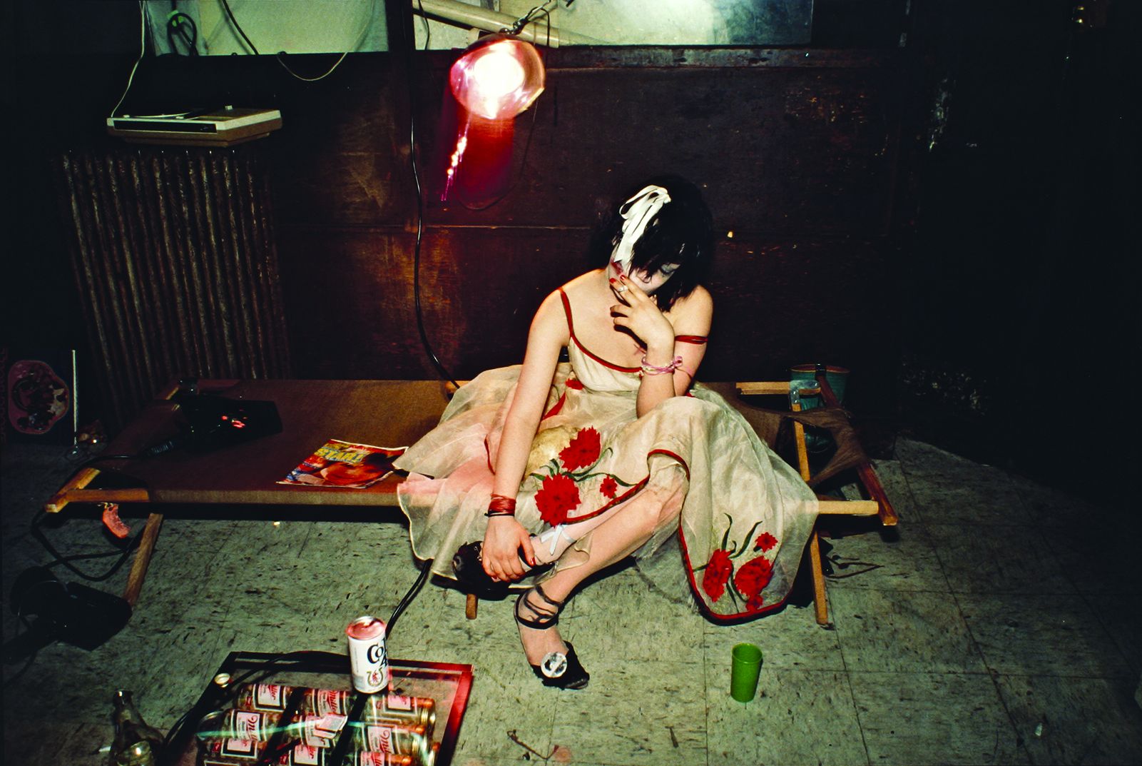 Nan Goldin,Trixie on the cot, 