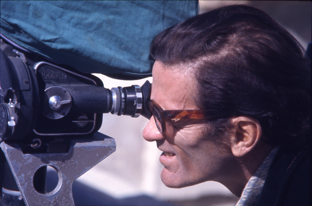 Pier Paolo Pasolini sul set de Il fiore delle mille e una notte Foto Roberto Villa Courtesy Fondazione Cineteca di Bologna