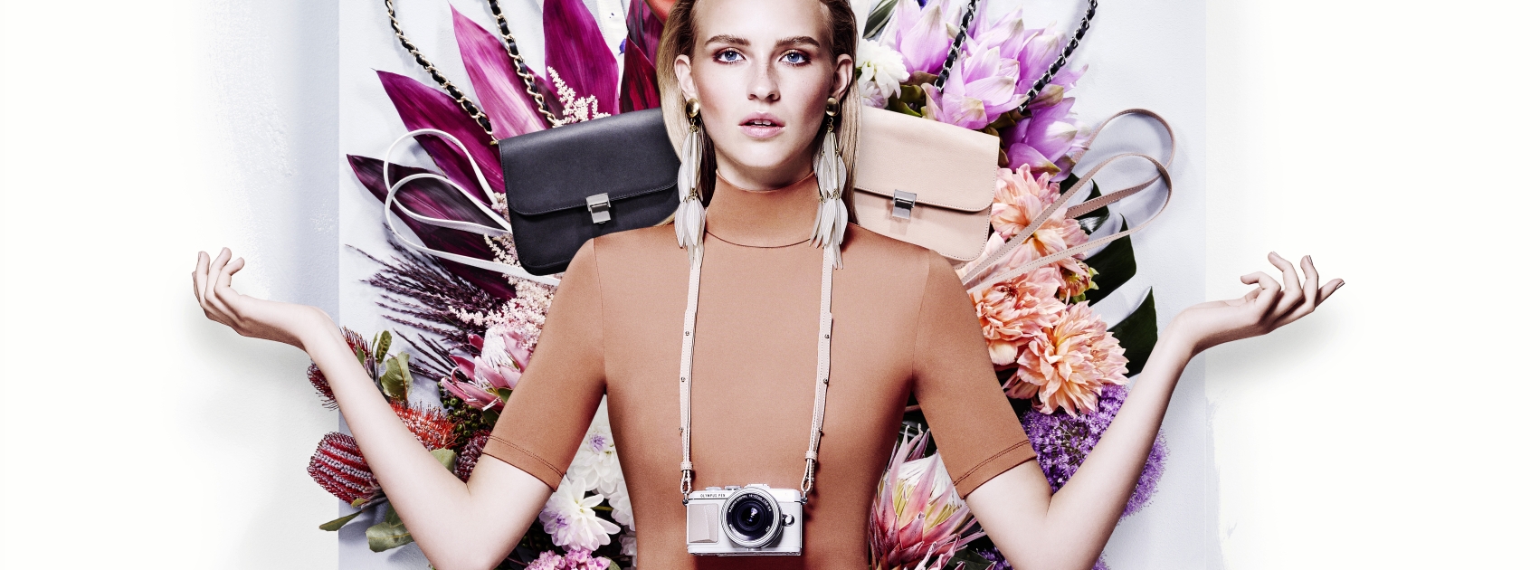 Olympus Pen presenta la prima collezione di accessori moda dedicati alle fotocamere