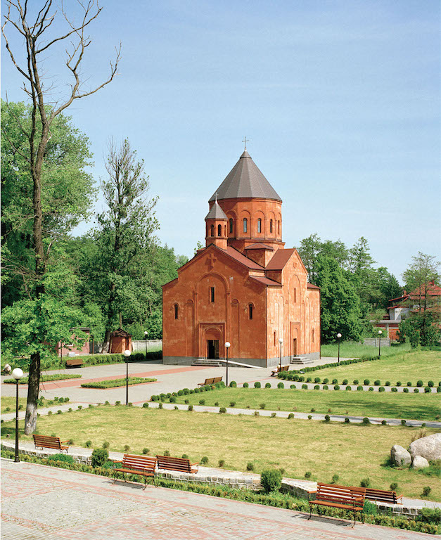 St.Stephen Church Kaliningrad, Russia XX Century. Dalla serie ‘Arménie Ville’, 2014. Courtesy l’artista