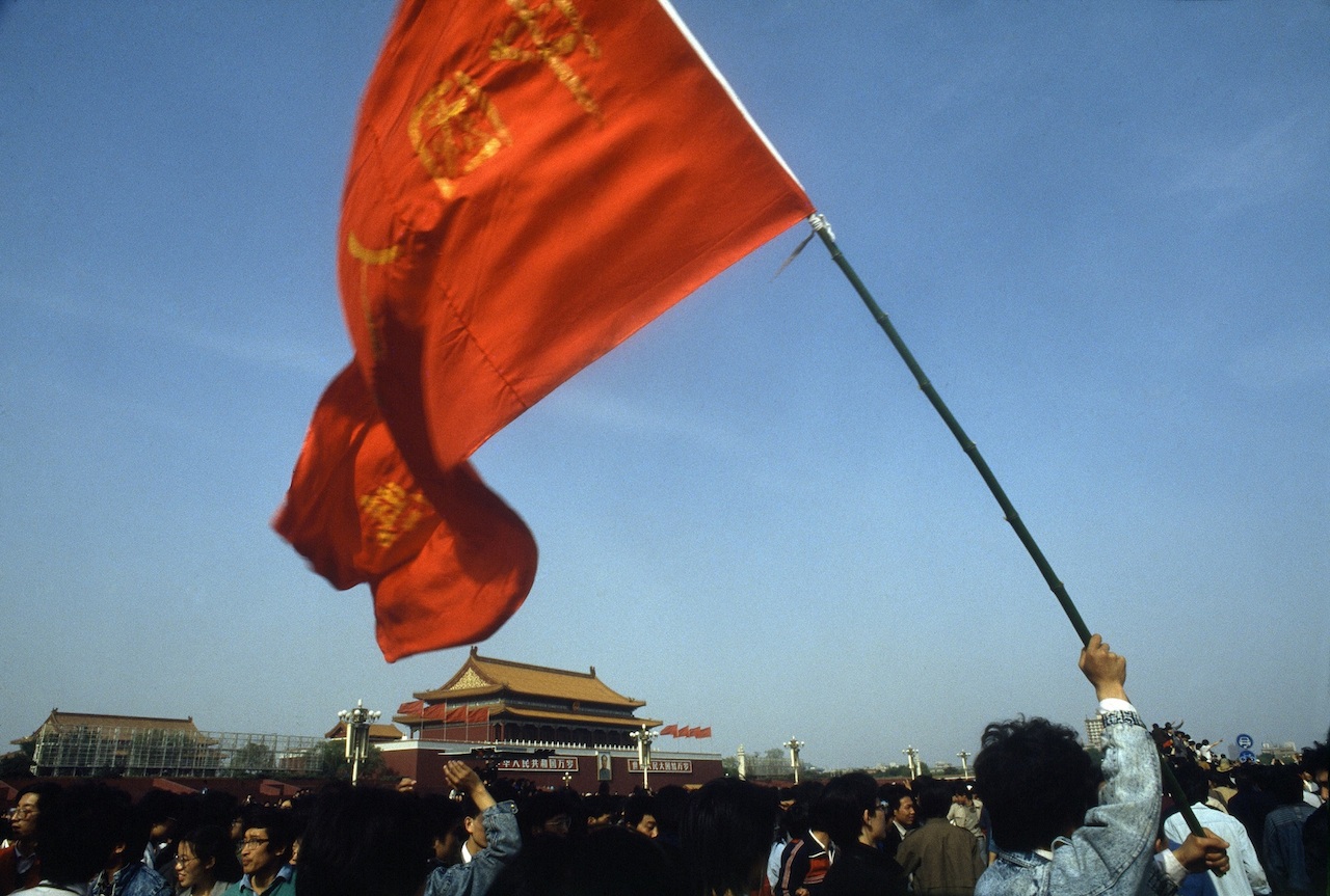 René Burri, Tiananmen Square, Beijing, China, 1989 © René Burri / Magnum Photos