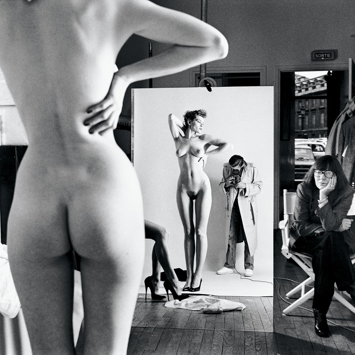 Self-Portrait with Wife and Models from the series  Big Nudes Vogue Studio, Paris 1981 © Helmut Newton Estate