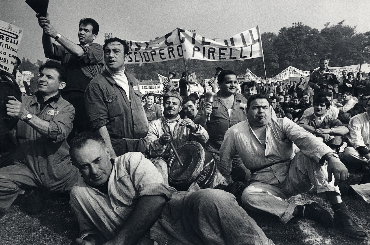 Manifestazione operaia all’Arena, Milano 1969 © Toni Nicolini/ Archivio CRAF