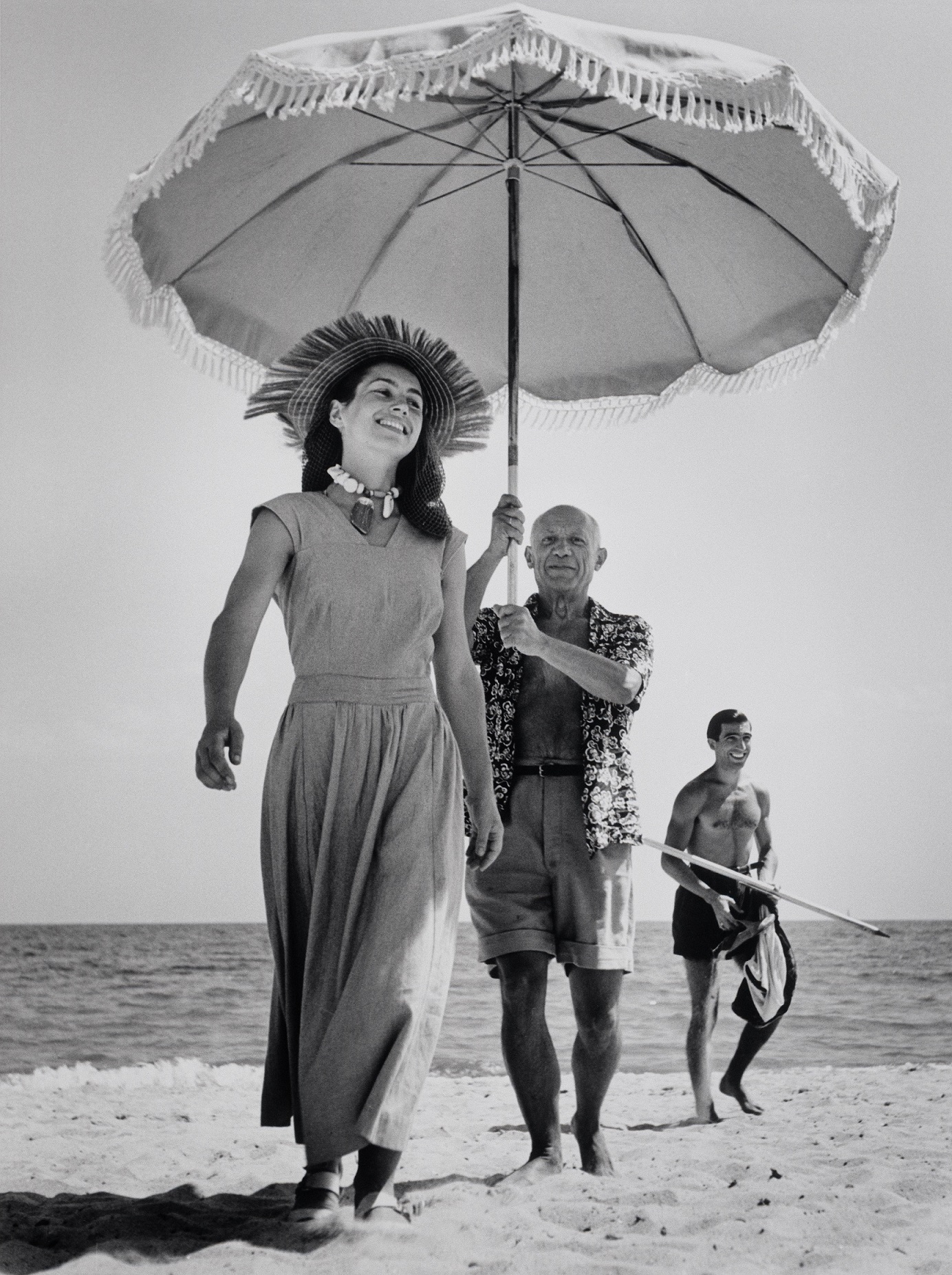Pablo Picasso and Françoise Gilot, Golfe-Juan, France, August 1948 © Robert Capa © International Center of Photography/Magnum Photos