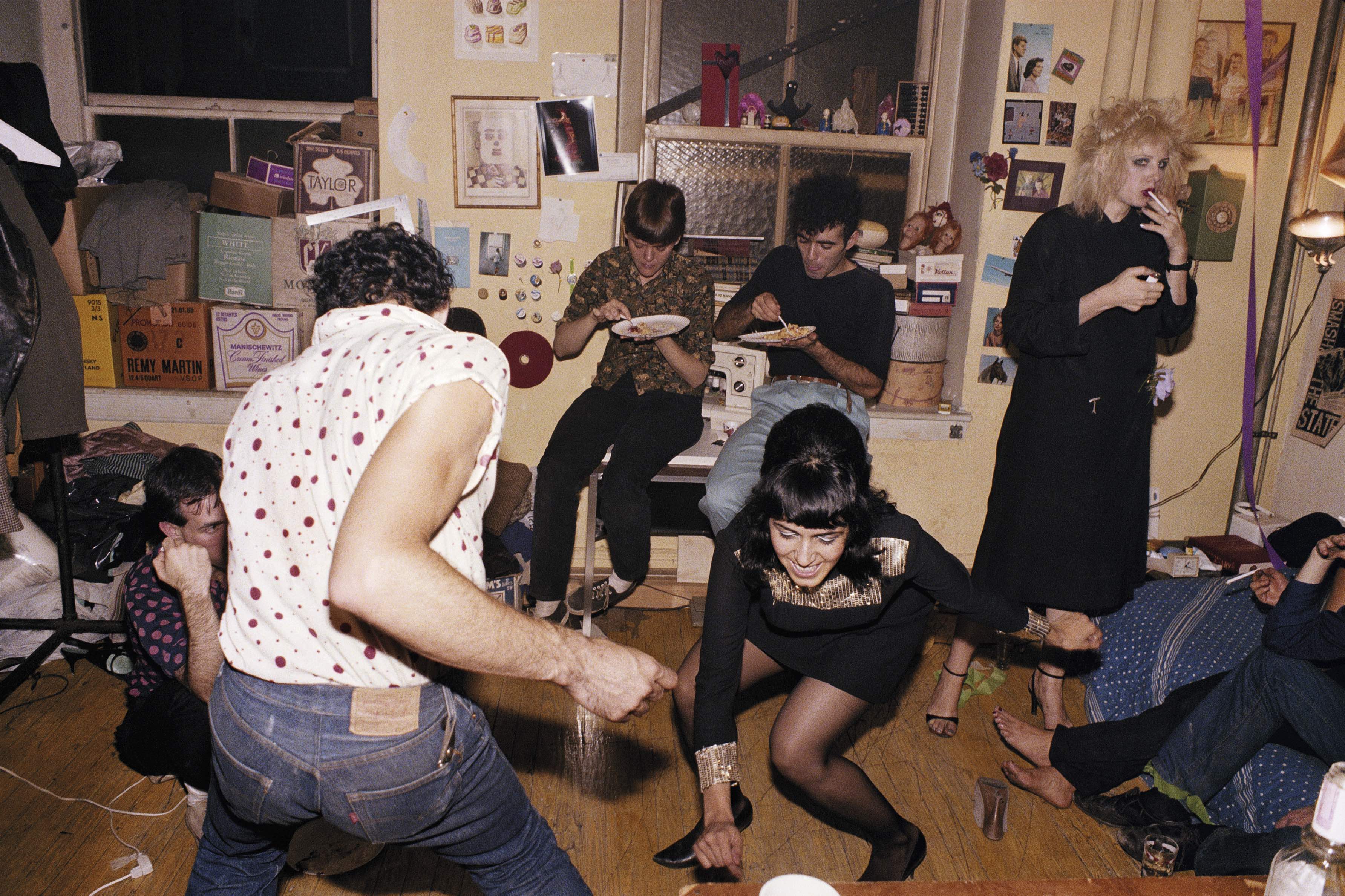 Nan Goldin, Twisting at my birthday party, New York City