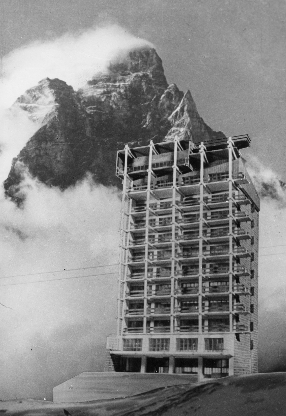 Carlo Mollino e Riccardo Moncalvo - Casa del Sole, Cervinia, fotomontaggio, 1955 c. (Politecnico di Torino, sezione Archivi biblioteca Roberto Gabetti, Fondo Carlo Mollino)