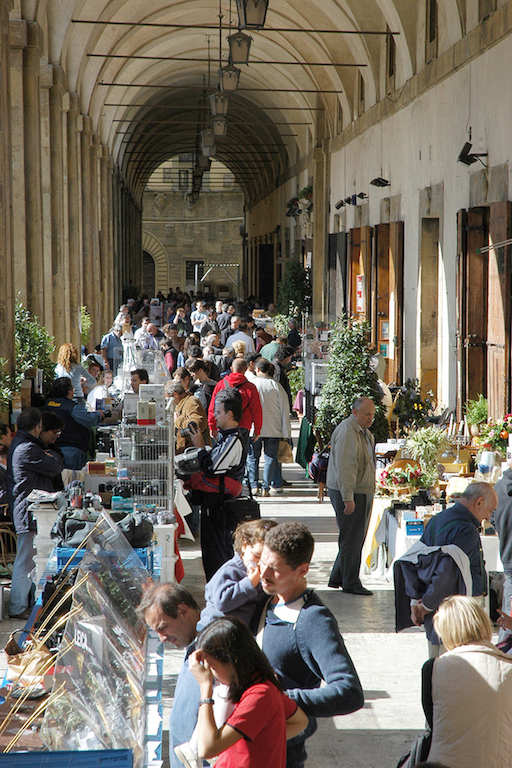 foto antiquaria arezzo