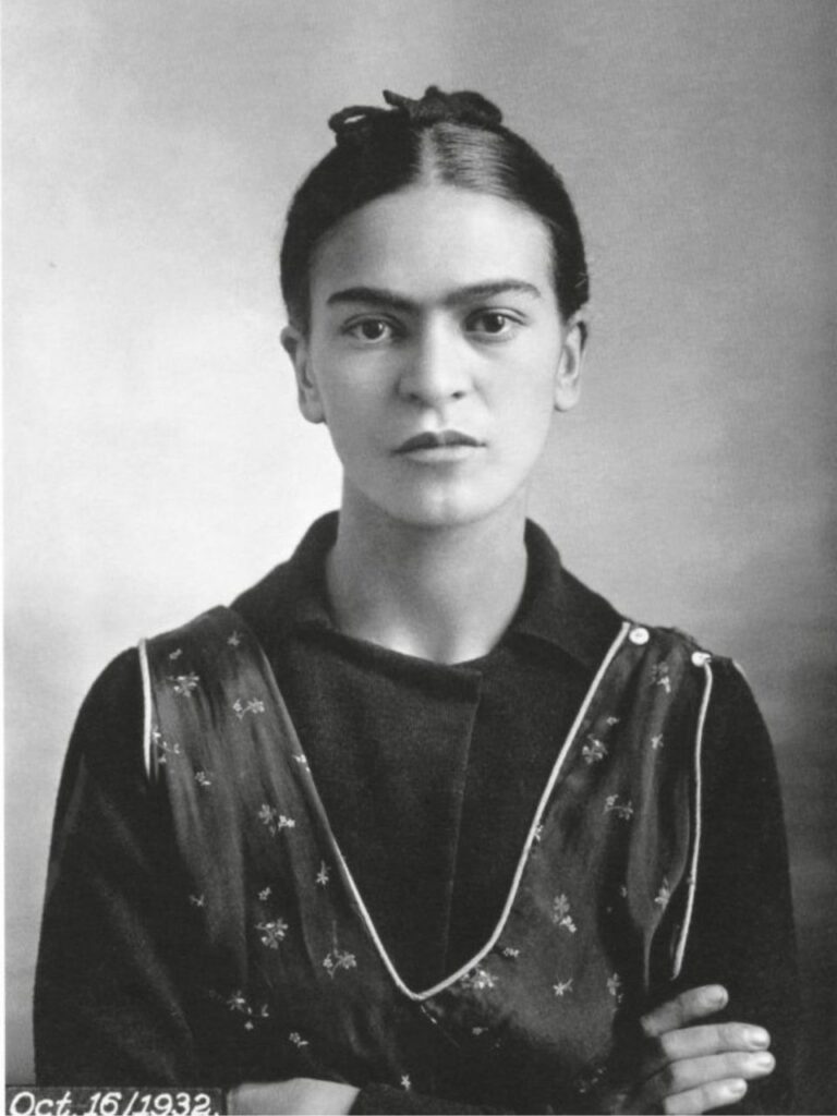 Ritratto di Frida Kahlo dopo la morte della madre