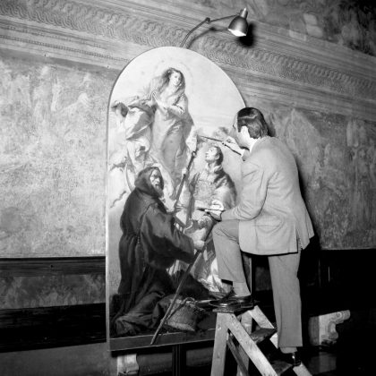Enrico Pavonello Udine Gianpaolo Rampini restaura una pala altare anni 60