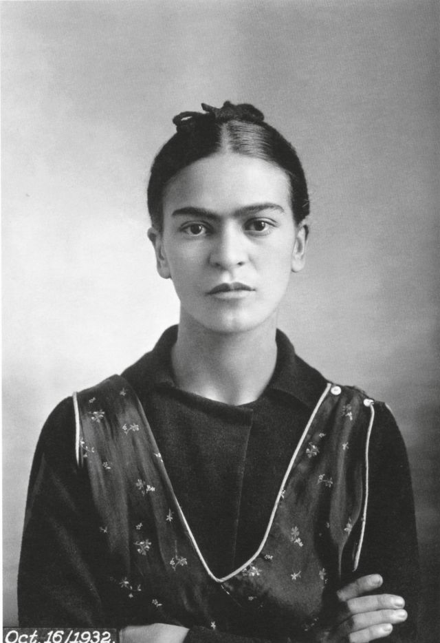 Ritratto di Frida Kahlo dopo la morte della madre