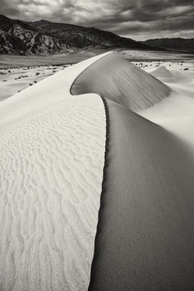 Cara Weston, Dune Ridge II, Death Valley, 2012 Archival Pigment Print © Cara Weston