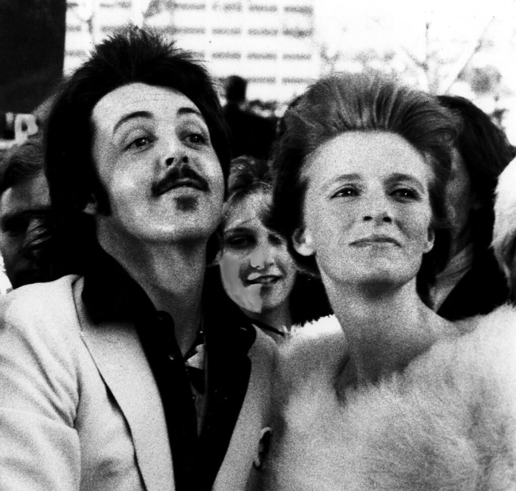 © Ron Galella, Ltd., 2022. Paul and Linda McCartney April 2, 1974 - 46th Academy Awards in Los Angeles, California
