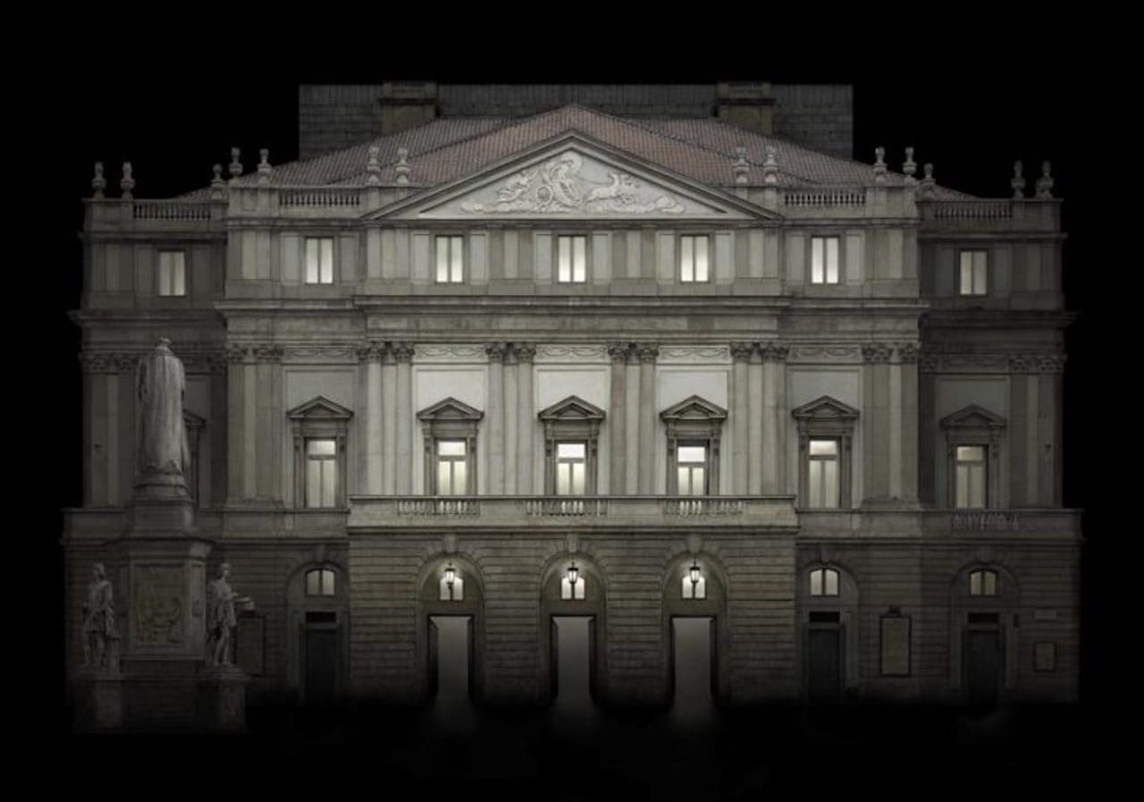 Irene Kung, Teatro alla Scala, 2010, stampa digitale su carta cotone, cm 70 x 100, edizione 5, Courtesy © Irene Kung,/Courtesy Alessia Paladini Gallery, Milano