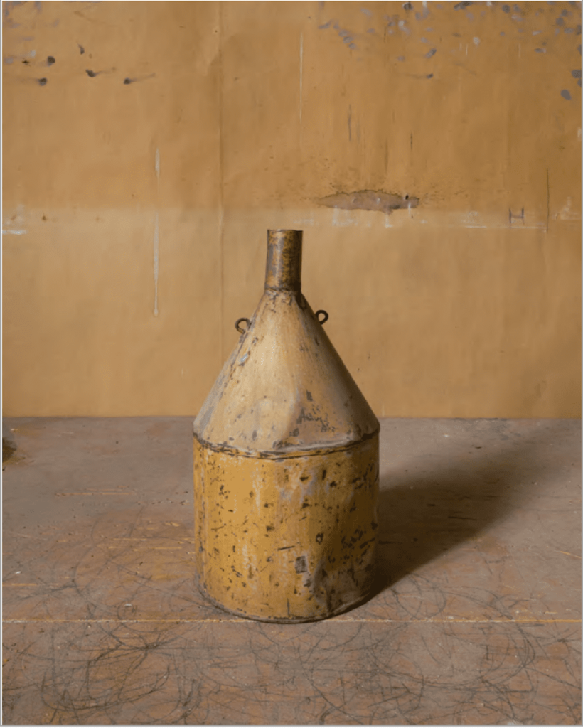 Joel Meyerowitz Morandi’s Objects, The Last Object, 2015 Stampa a pigmenti d'archivio 40 x 30 pollici Firmata ed edita sul retro Da un'edizione di 10 esemplari