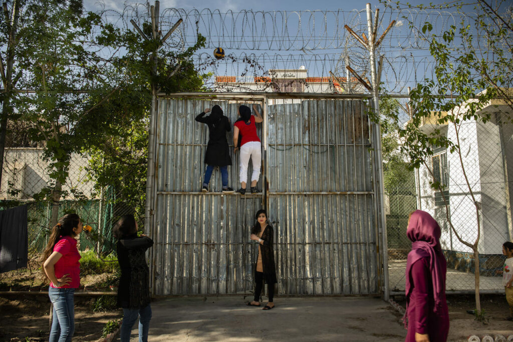 Biennale Fotografia Femminile Mantova 2024, Kiana Hayeri, Herat Afghanistan 4.7.2019